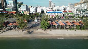 Grand La Vogue Hotel & Casino