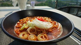 Grand La Vogue Hotel & Casino