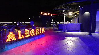 Grand La Vogue Hotel & Casino