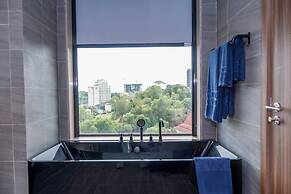 Grand La Vogue Hotel & Casino