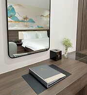 LUXURY PHOENIX HOTEL 2