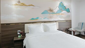 LUXURY PHOENIX HOTEL 2