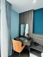 LUXURY PHOENIX HOTEL 2