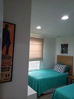 Charming 3BR Retreat Jacuzzi Comfort for 6