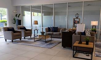 Charming 3BR Retreat Jacuzzi Comfort for 6