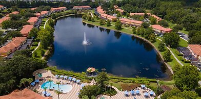 Charming 3BR Retreat Jacuzzi Comfort for 6