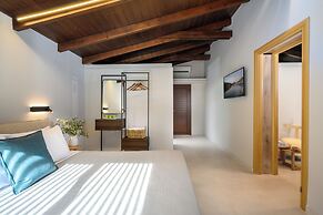 Elisso Boutique Hotel