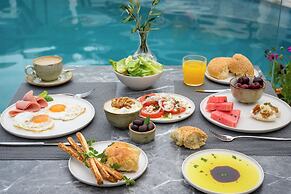 Elisso Boutique Hotel