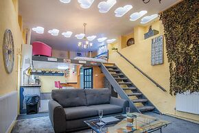 Clouds - 1 Bedroom Holiday Home - Milford Haven