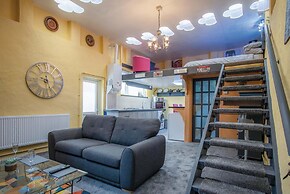 Clouds - 1 Bedroom Holiday Home - Milford Haven