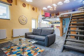 Clouds - 1 Bedroom Holiday Home - Milford Haven