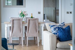 Shearwater 30 - 2 Bedroom Lodge - Summerhill