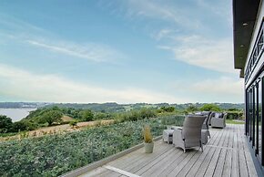 Shearwater 30 - 2 Bedroom Lodge - Summerhill