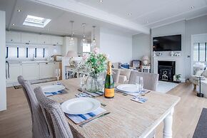 Shearwater 30 - 2 Bedroom Lodge - Summerhill