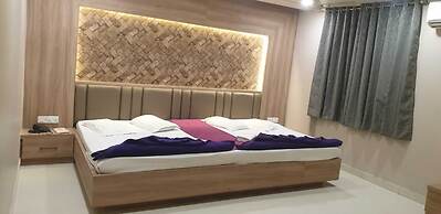 Hotel Kingsway By GRB