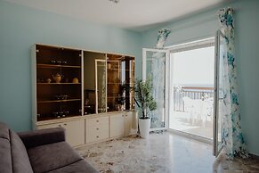 La Terrazza sul Mare