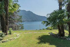 Villa Chiara Moltrasio With Private Garden