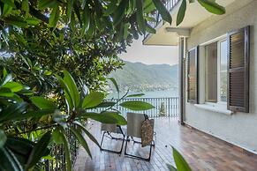 Villa Chiara Moltrasio With Private Garden