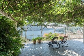 Villa Chiara Moltrasio With Private Garden