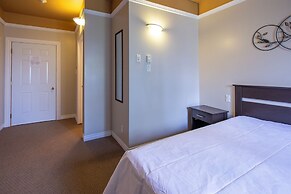 Room in Guest Room - Private Room3 Autonomous South Bank Urban Country