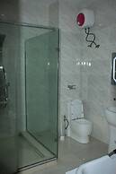 LINTOC HOTEL & SUITES LTD