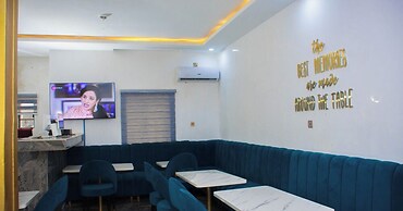 LINTOC HOTEL & SUITES LTD