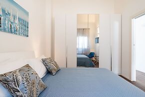 Lolita s Beachfront Loft