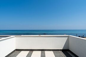 Lolita s Beachfront Loft