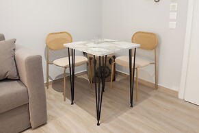 Petralona Gem Hotel-Style Studio Balcony