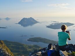 6 Person Holiday Home in Sandhornoy