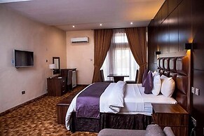 Elegant Hotel by Best Western Plus