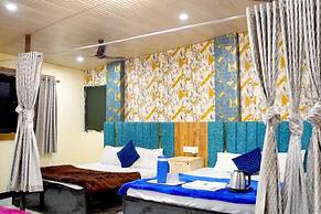 Hotel Mahalok Palace