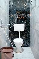 Hotel Mahalok Palace