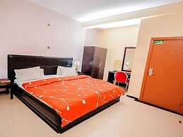 Universal Hotel Enugu