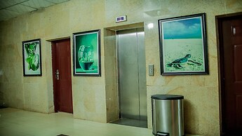 Universal Hotel Enugu
