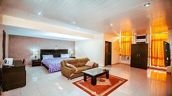 Universal Hotel Enugu