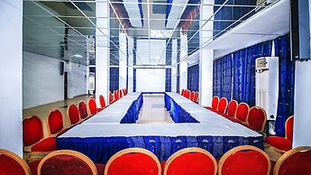 Universal Hotel Enugu
