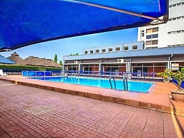 Universal Hotel Enugu