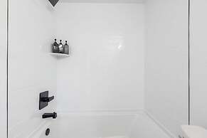 The Gallery Unit 301