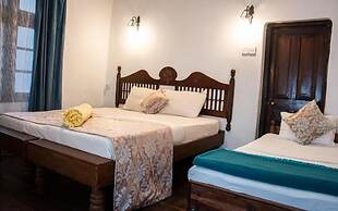 The Golf Green City Bungalow