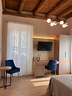 Heraklean Suites Tropea