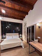 Heraklean Suites Tropea