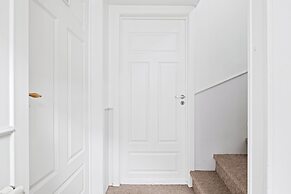 Baldursbrá - Downtown Holiday Home