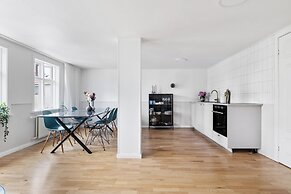 Baldursbrá - Downtown Holiday Home