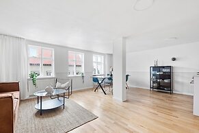 Baldursbrá - Downtown Holiday Home