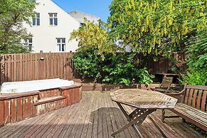 Baldursbrá - Downtown Holiday Home