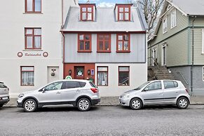 Baldursbrá - Downtown Holiday Home