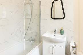 Host Stay Bardsay Road