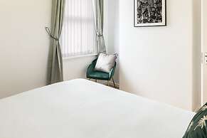 Host Stay Bardsay Road