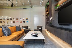 Wynwood Condo, Walk to Restaurants & Nightclubs!